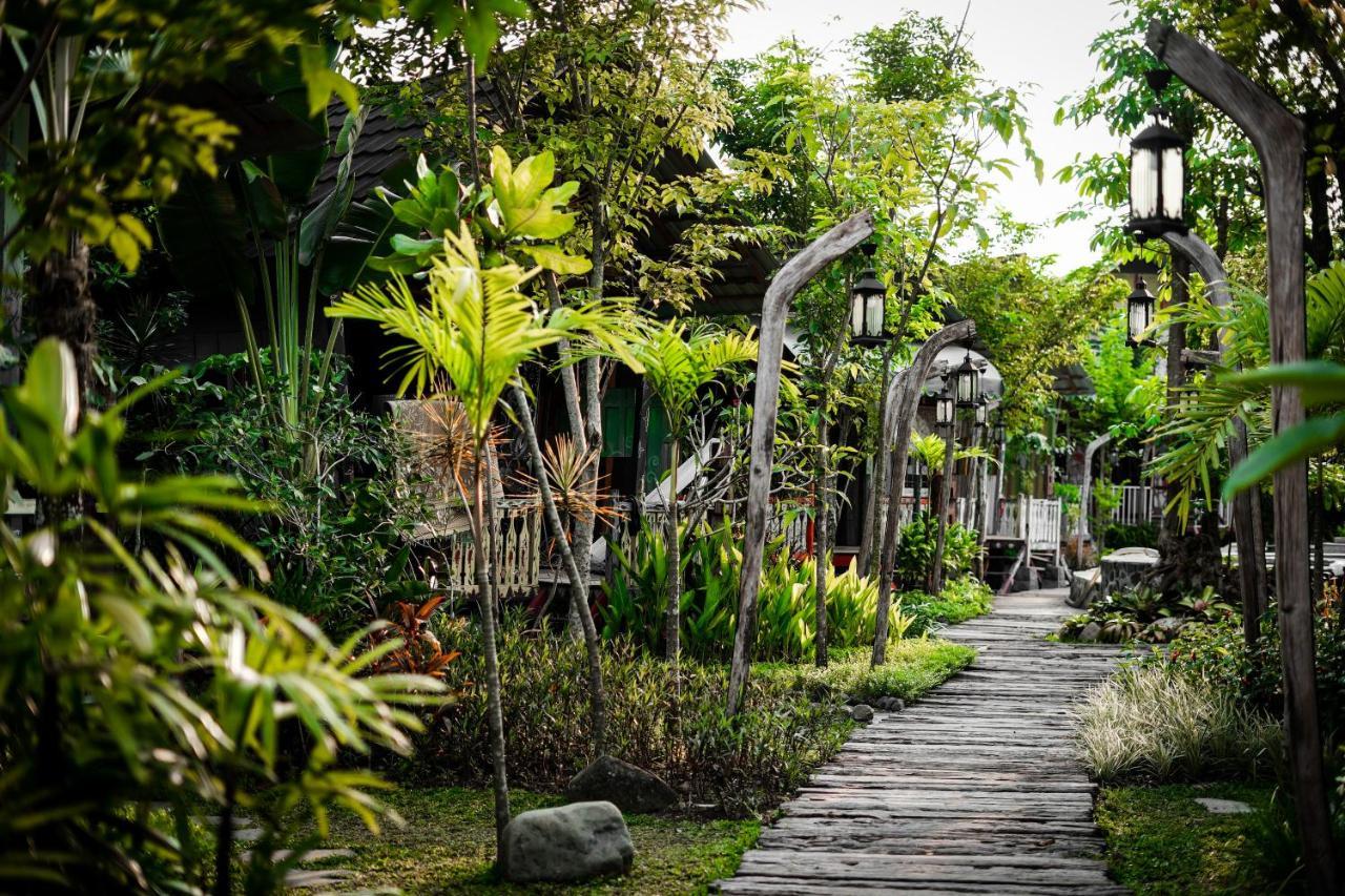 La Luna Resort Yogyakarta Sleman  Εξωτερικό φωτογραφία