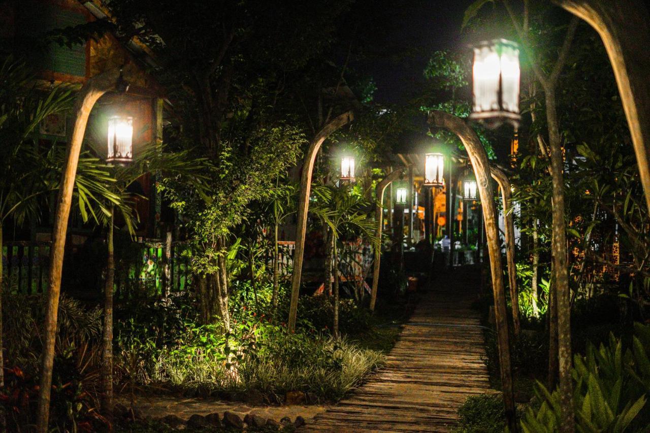 La Luna Resort Yogyakarta Sleman  Εξωτερικό φωτογραφία